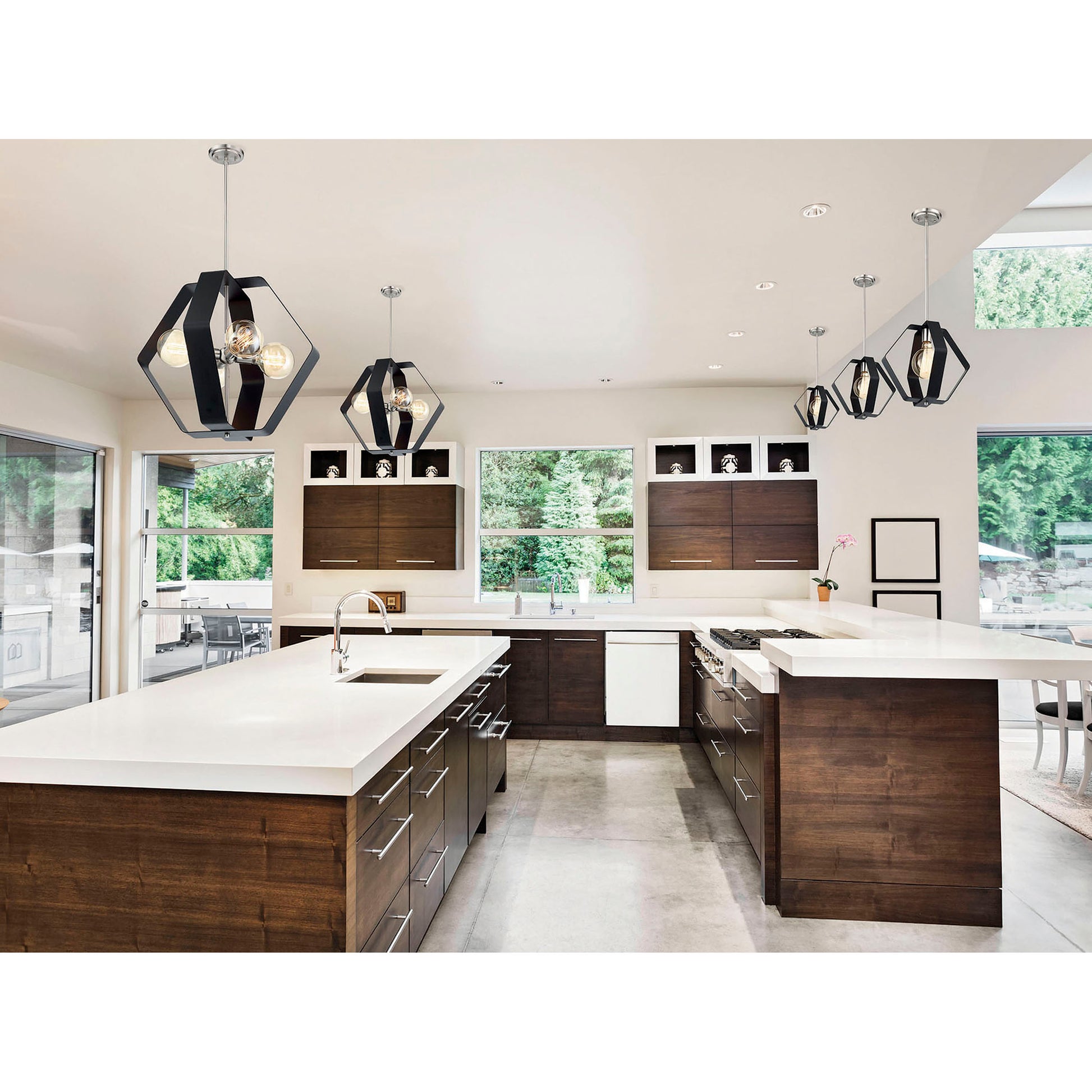 image of 4.5 Watt G25 LED - Clear - Medium base - 90 CRI - 2700K - 120 Volt