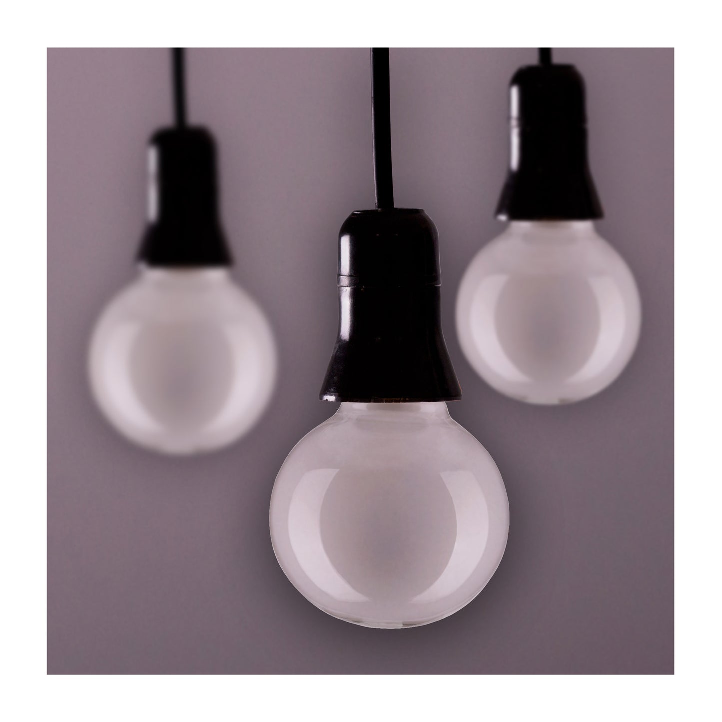 image of 4.5 Watt G16.5 LED - White - Candelabra Base - 5000K - 120 Volt - 2-Card