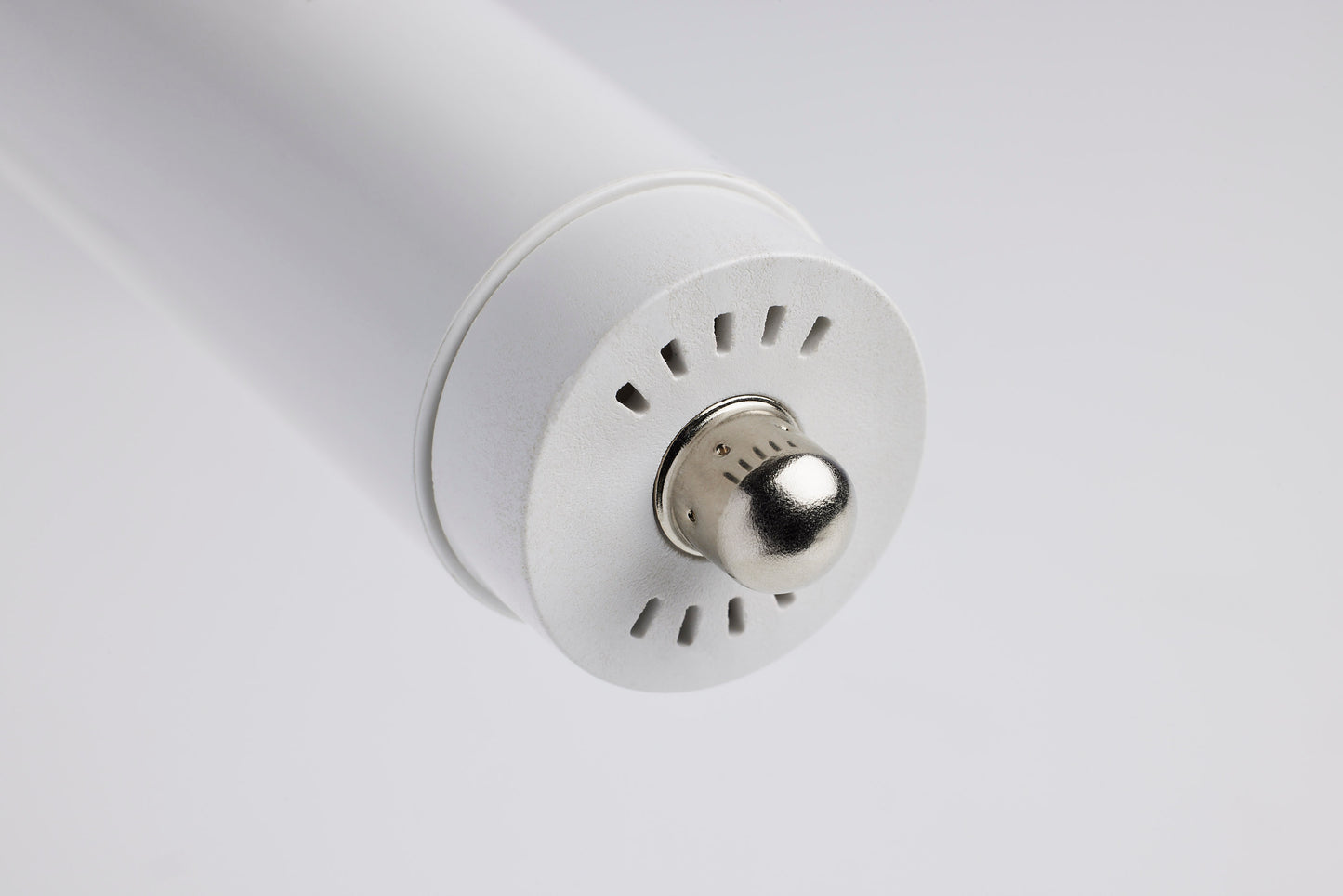 image of 24/32/40 Wattage Selectable - 30/35/40/50/65K CCT Selectable - 8 Foot LED - Fa8 Base - 120-277 Volt - 2-pc