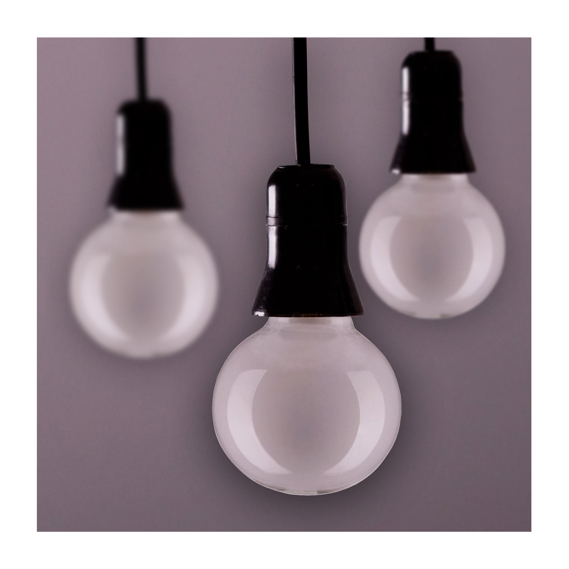 image of 4.5 Watt G16.5 LED - White - Candelabra Base - 5000K - 120 Volt - 2-Card