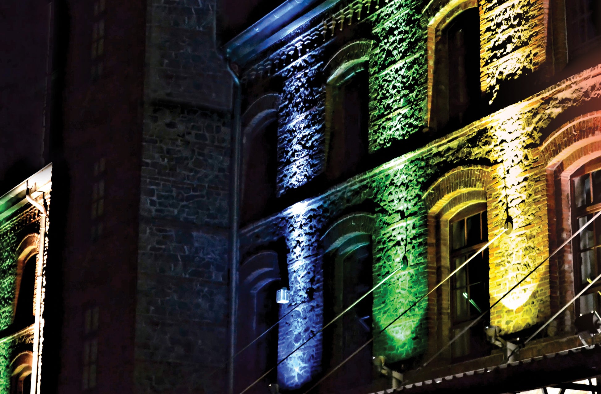 image of 11.5 Watt PAR38 LED - Amber - 90 degree Beam Angle - Medium base - 120 Volt