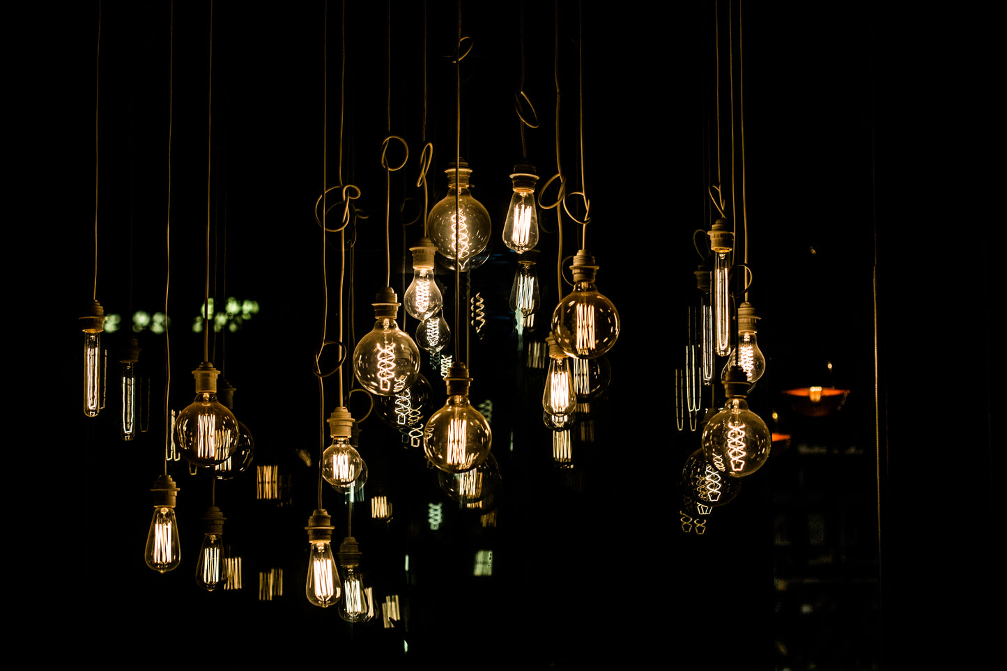 image of 3.5 Watt Flame CFA LED - Amber - Candelabra base - 2000K - 300 Lumens - 120 Volt